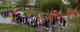 Langt 17. mai tog i Vikebygd