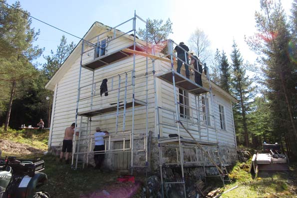 Dugnad på skulehuset